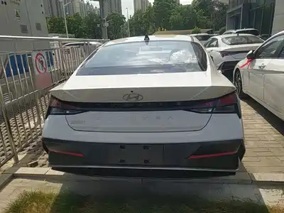 Hyundai Elantra 2023