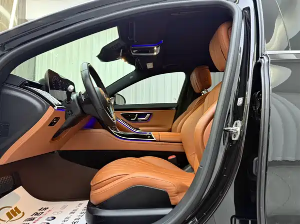 Mercedes-Benz S-Class 2024