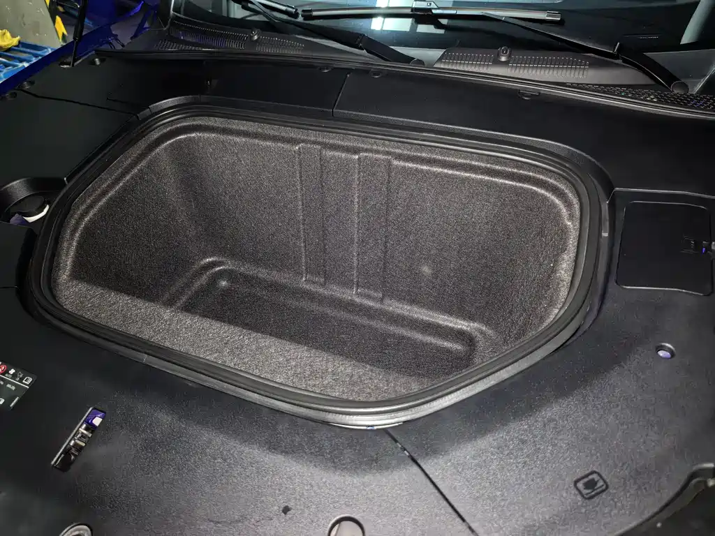 Roewe MARVEL X 2018 — фото 13