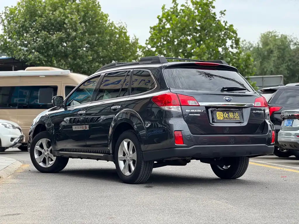 Subaru Outback 2013 — фото 4