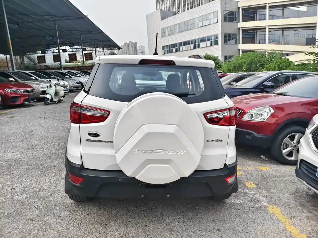 Ford EcoSport 2018 — фото 10