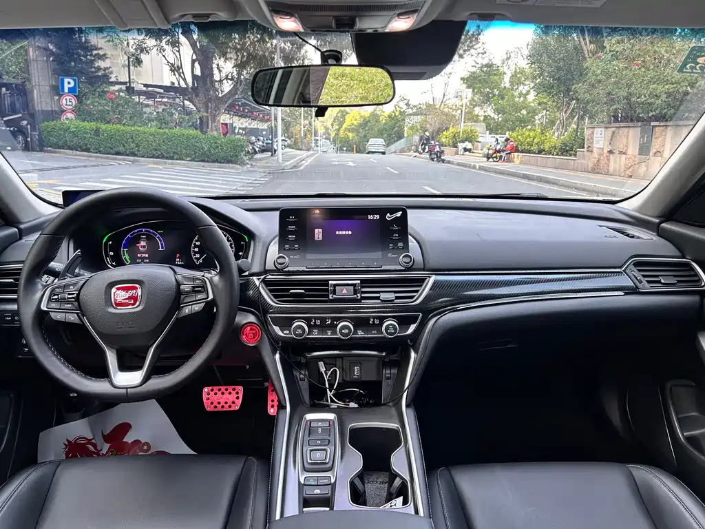 Honda Accord 2020 — фото 14