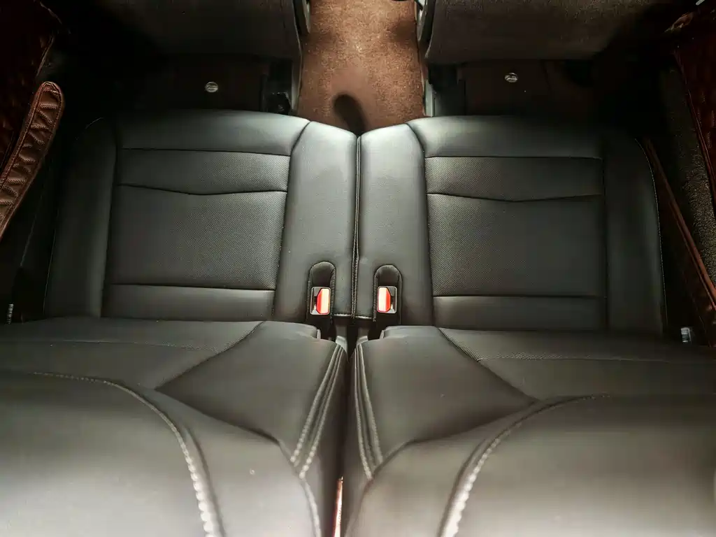Cadillac XT6 2021 — фото 16
