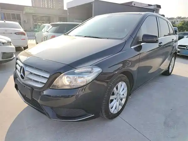 Mercedes-Benz B-Class 2012