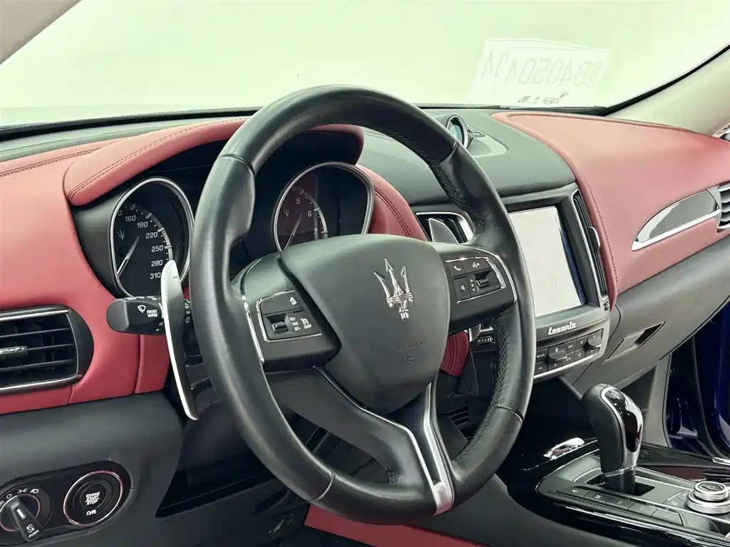 Maserati Levante 2018 — фото 8