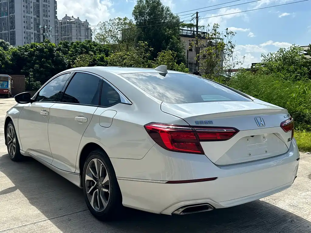 Honda Inspire 2020 — фото 9