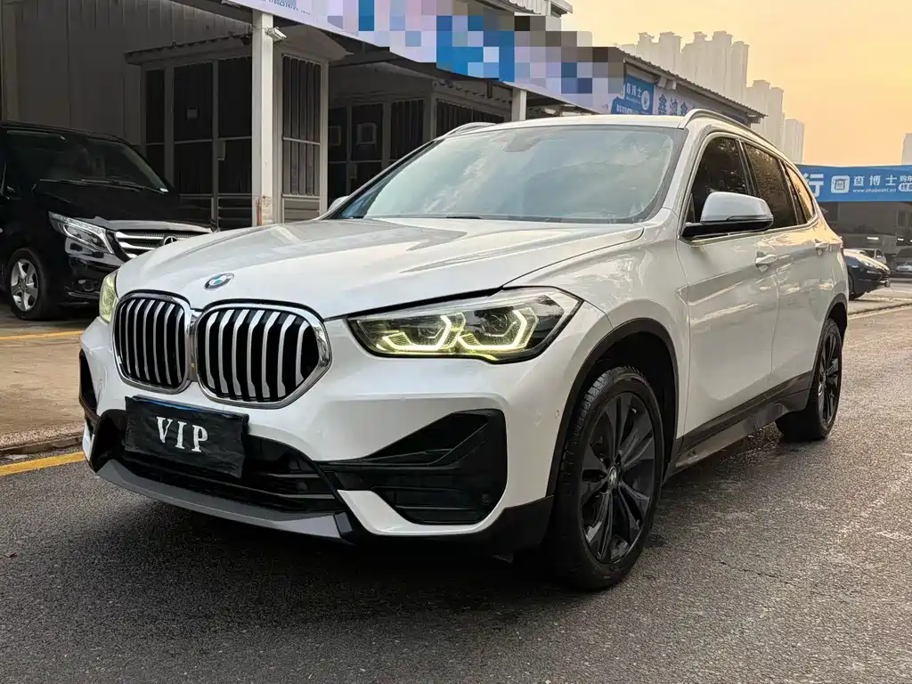 BMW X1 2020 — фото 1