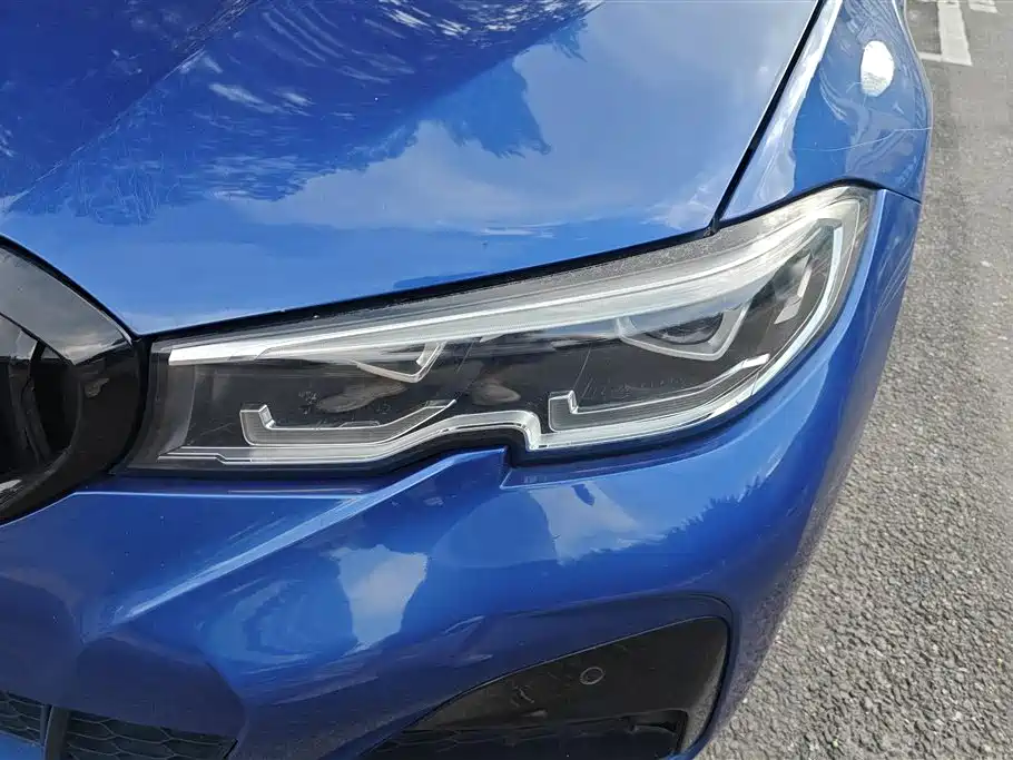 BMW 3 Series 2021