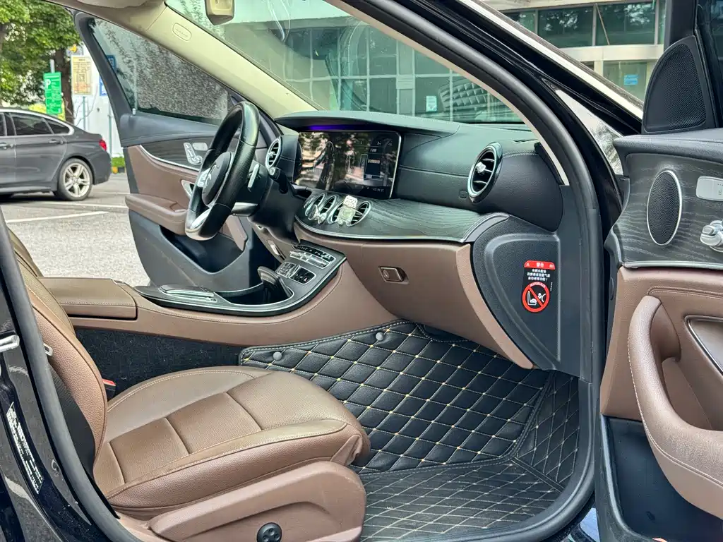 Mercedes-Benz E-Class 2020 — фото 14