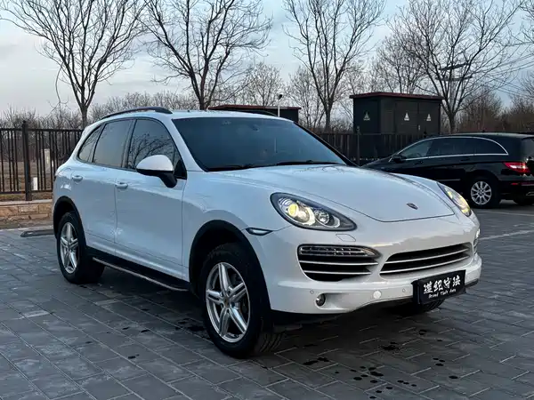 Porsche Cayenne 2014
