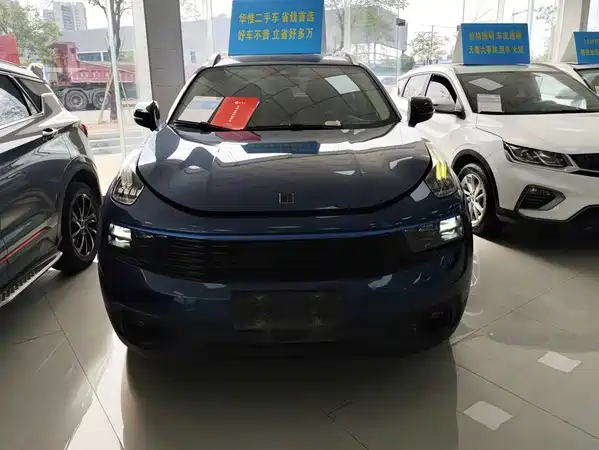 Lynk & Co 01 2018