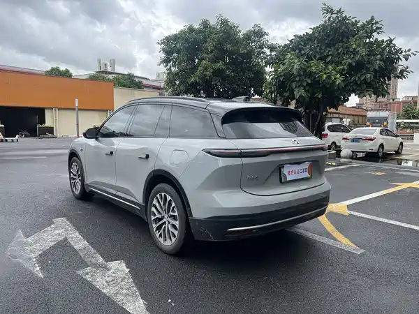 NIO ES6 2025