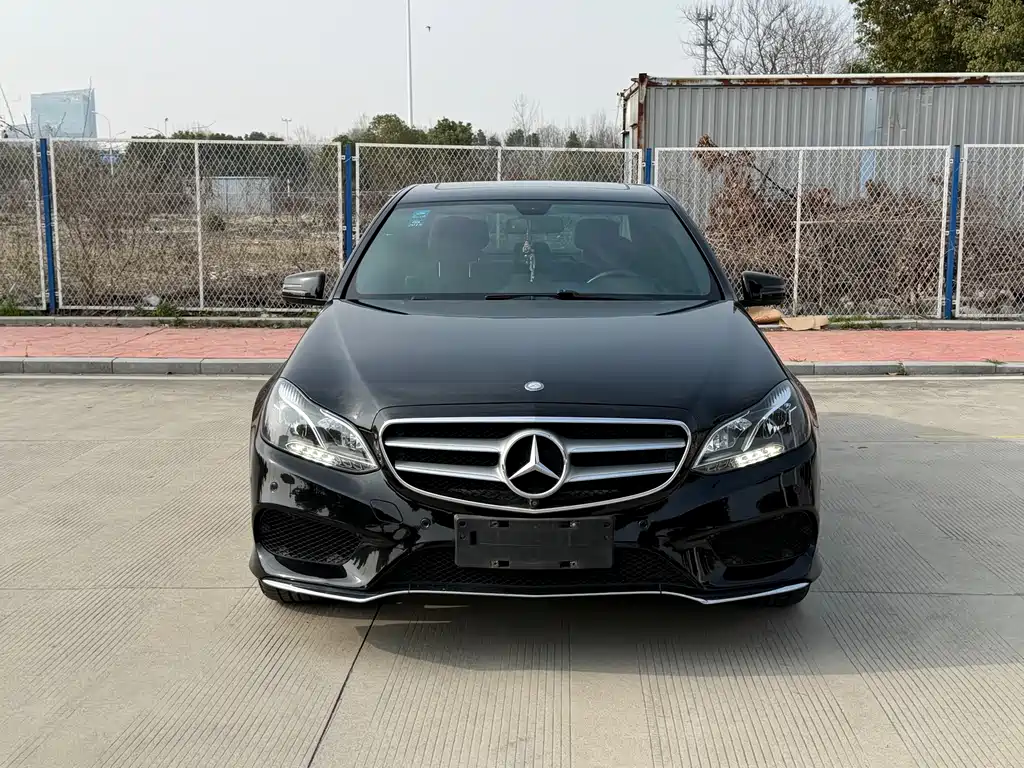 Mercedes-Benz E-Class 2014