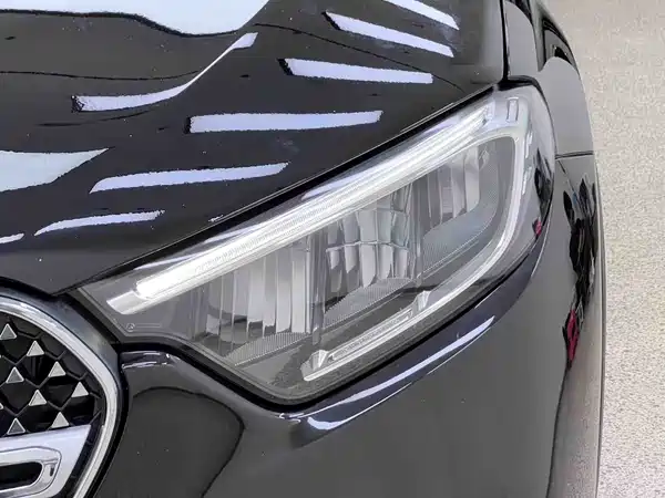 Mercedes-Benz GLC 2023