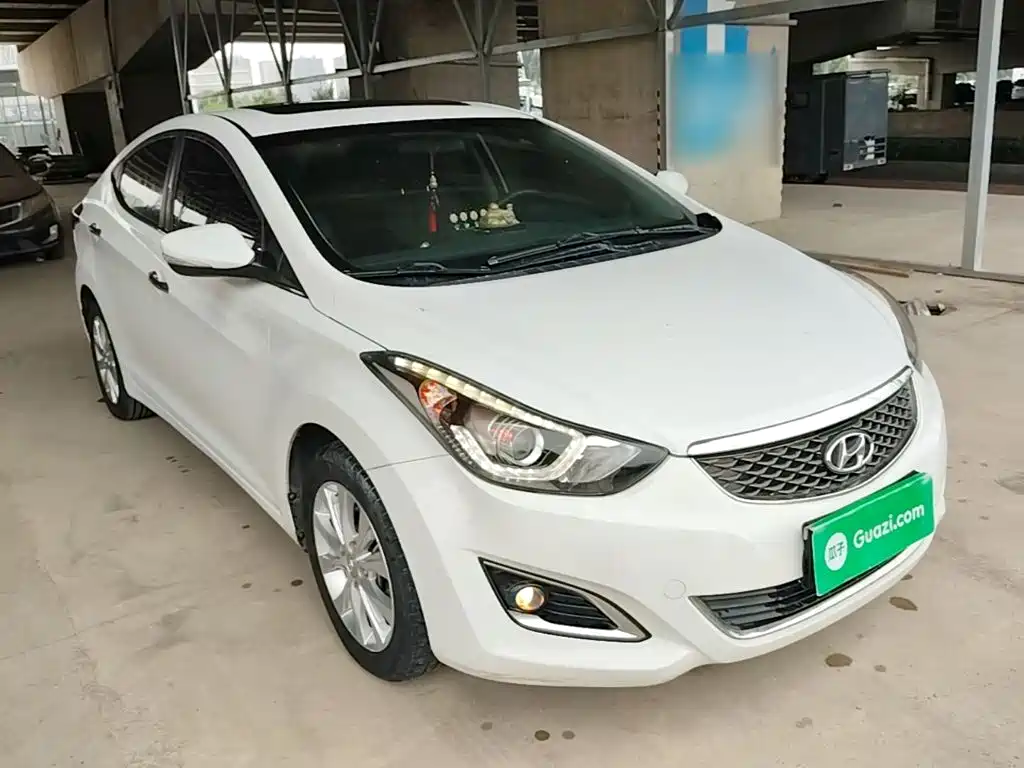 Hyundai Elantra Langdong 2016 — фото 22