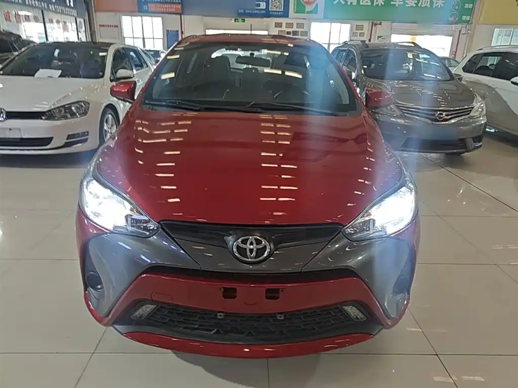 Toyota Yaris L 2018 — фото 3
