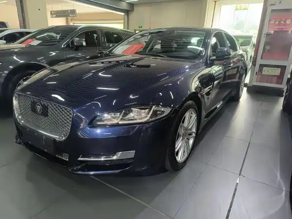 Jaguar XJ 2018