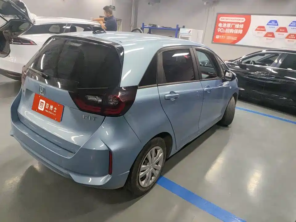 Honda Fit 2023 — фото 10
