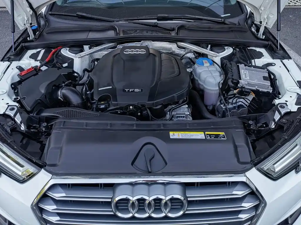 Audi A4L 2019 — фото 14