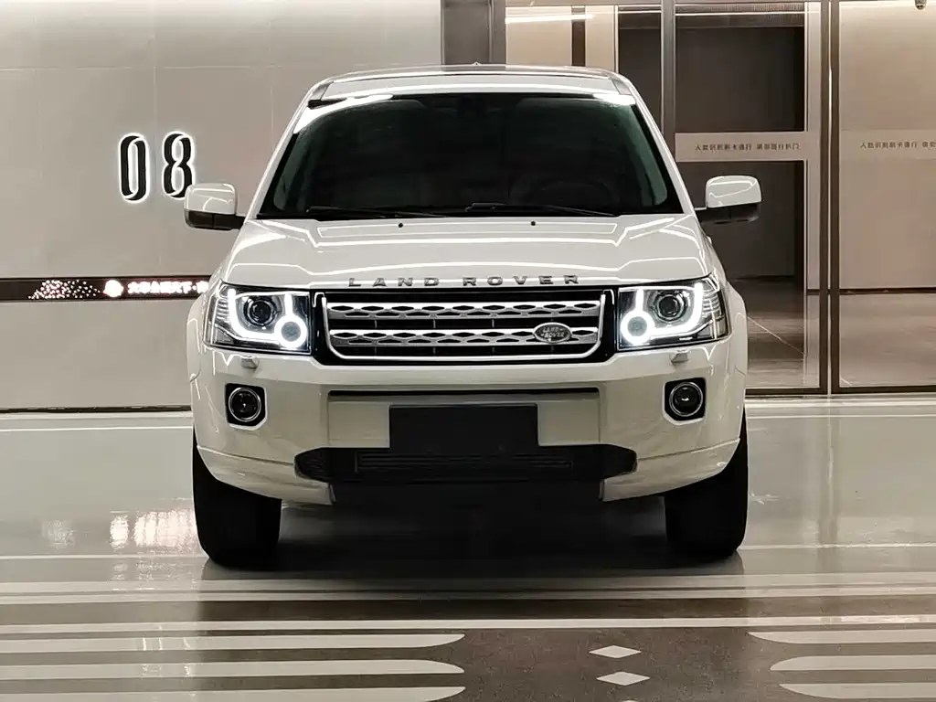 Land Rover Freelander 2 2014 — фото 2