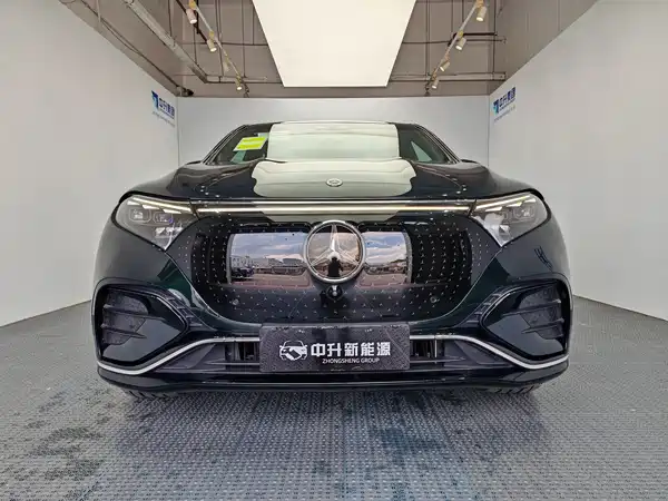 Mercedes-Benz EQS SUV 2025