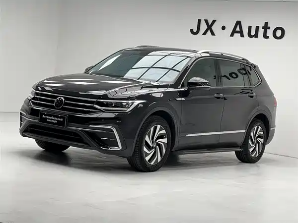 Volkswagen Tiguan L 2023