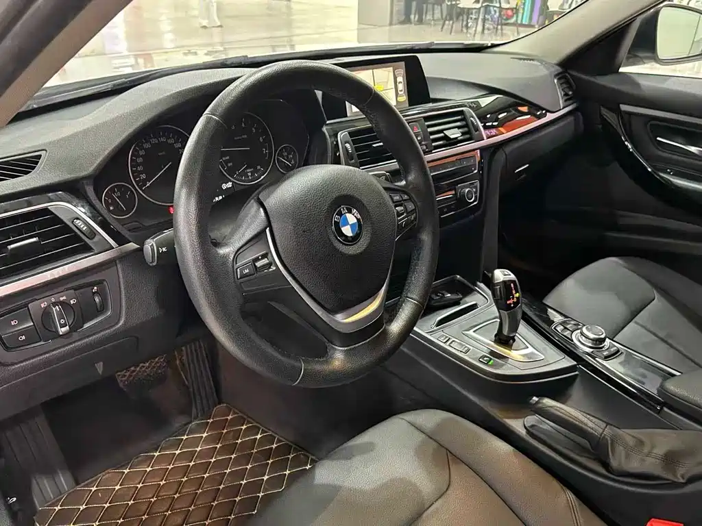 BMW 3 Series 2016 — фото 7