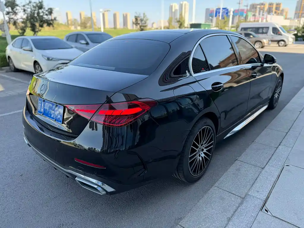 Mercedes-Benz C-Class 2023