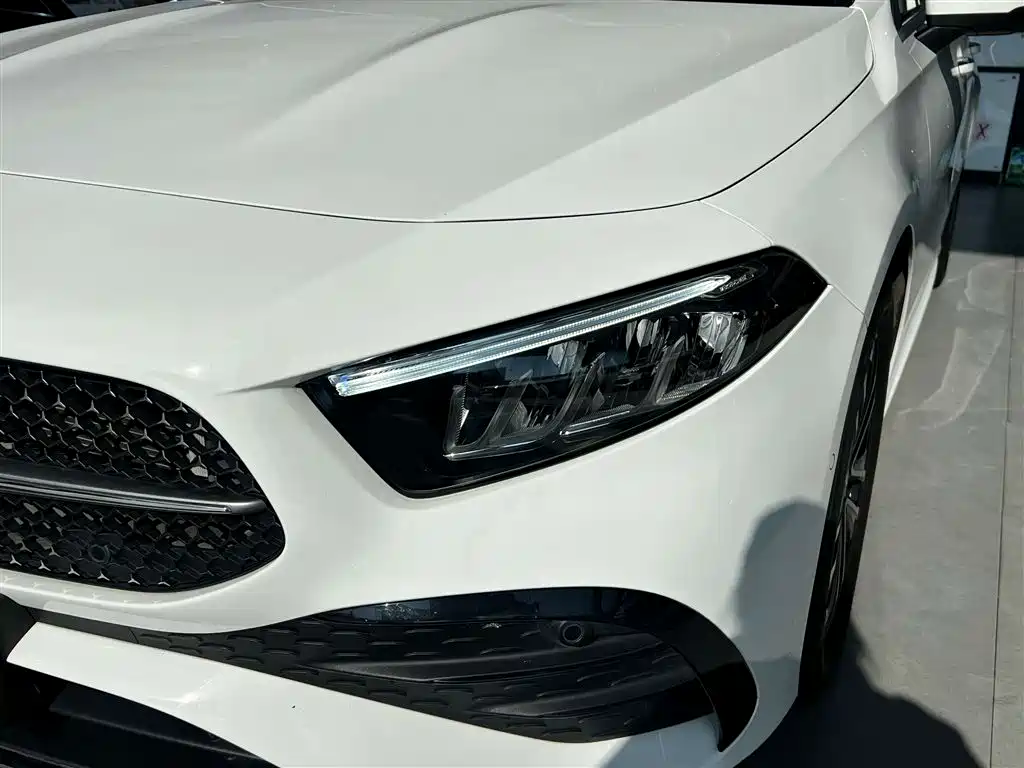 Mercedes-Benz A-Class 2023 — фото 9