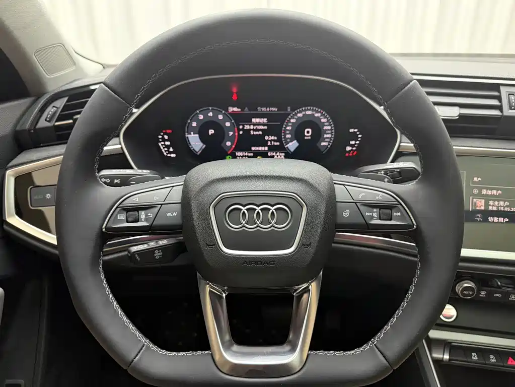 Audi Q3 2023 — фото 6