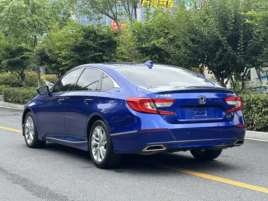 Honda Accord 2019 — фото 6
