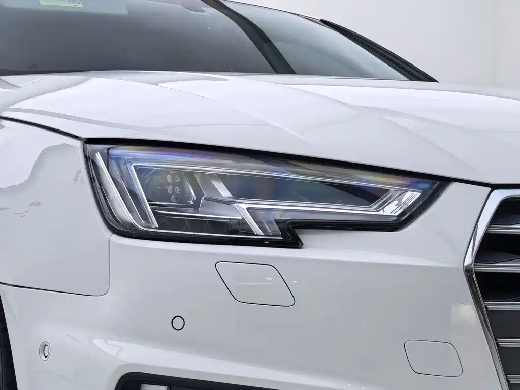 Audi A4L 2020 — фото 29
