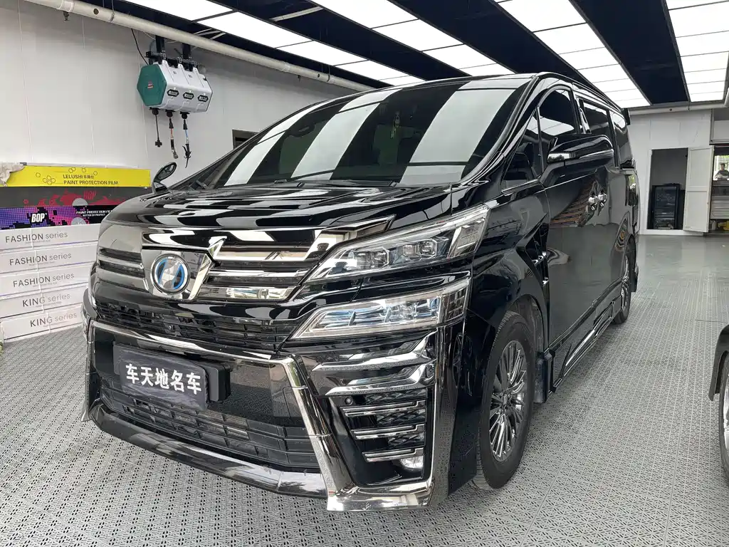 Toyota Vellfire 2022 — фото 2