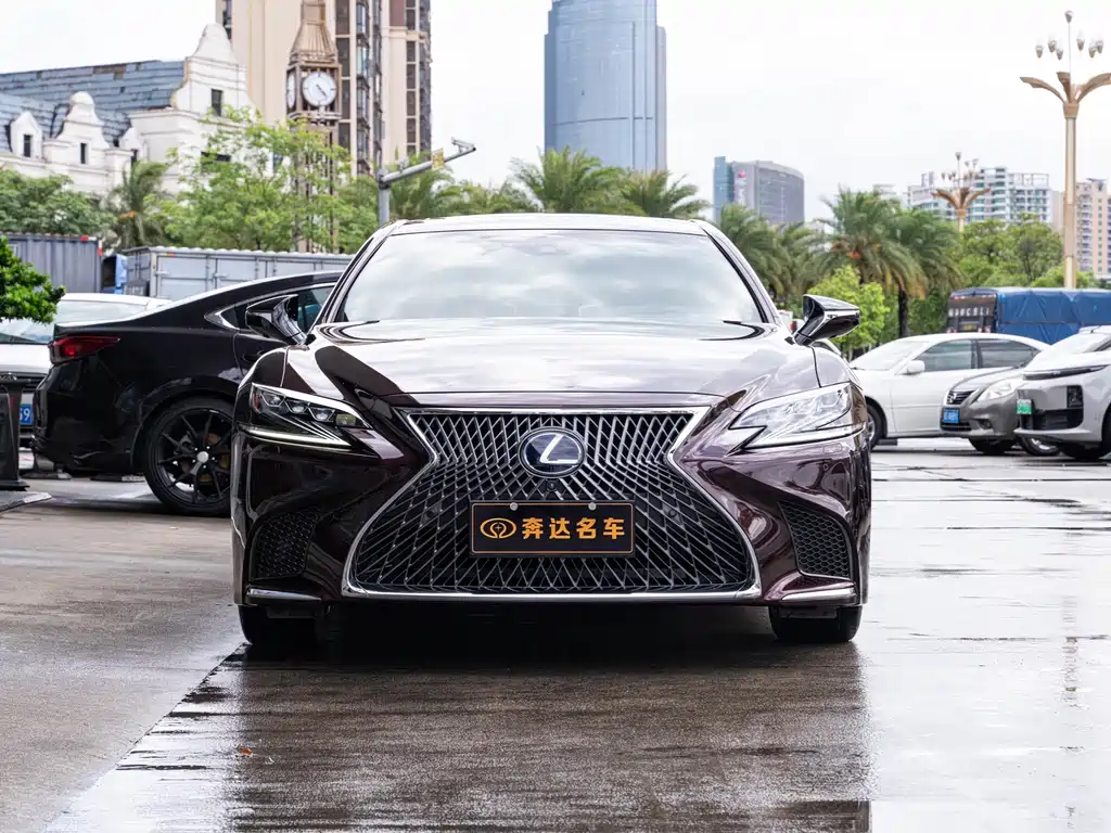 Lexus LS 2019 — фото 2