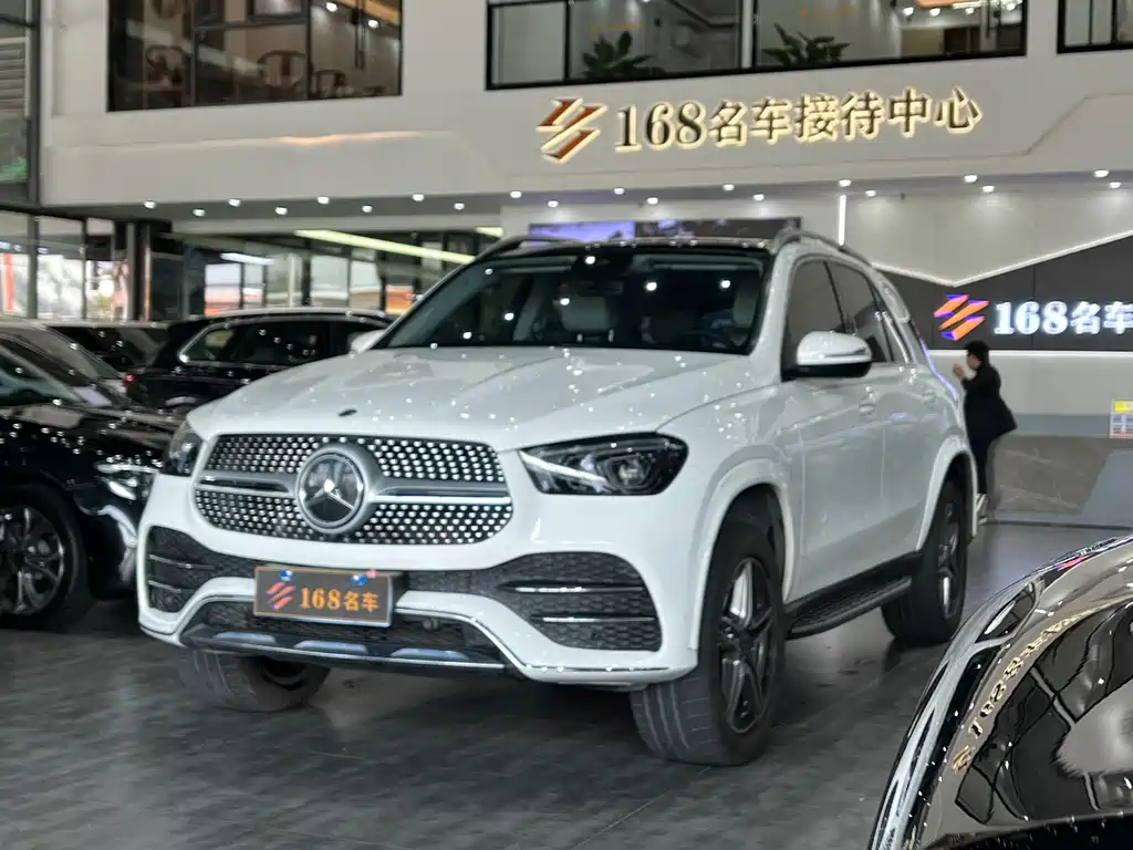Mercedes-Benz GLE 2022 — фото 1