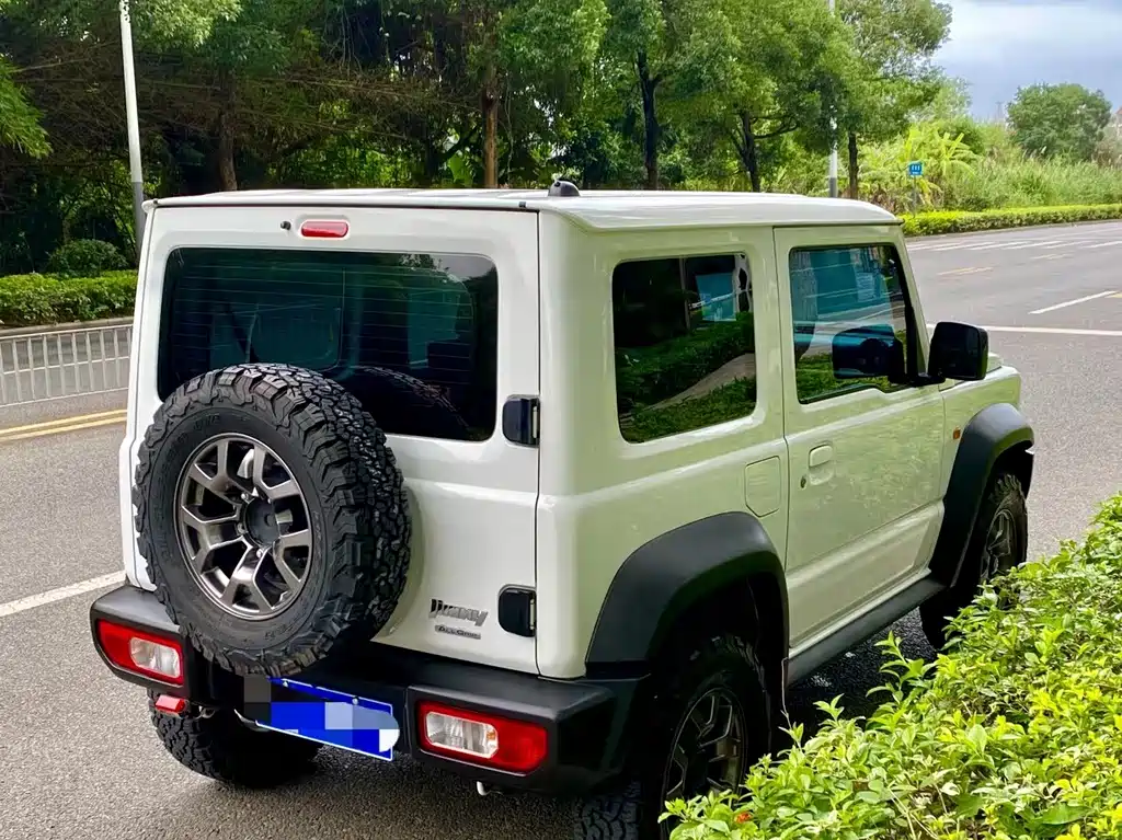 Suzuki Jimny 2020 — фото 9