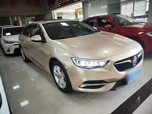 Buick Regal 2018