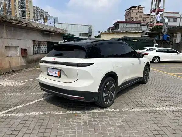NIO ES6 2024