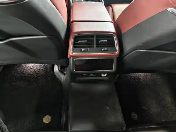 Audi A7L 2025