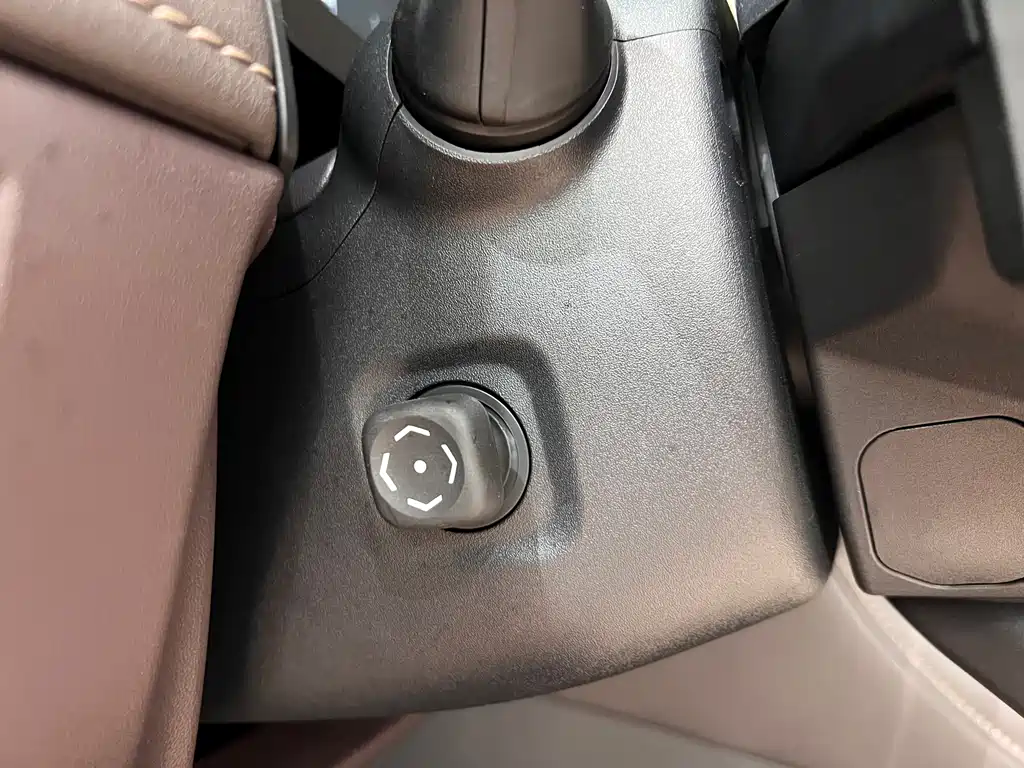 Toyota Vellfire 2025 — фото 16