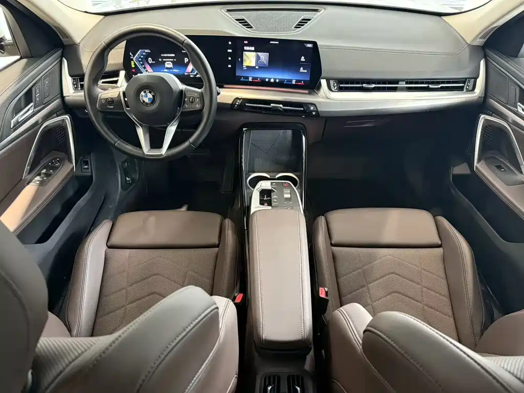 BMW X2 2025 — фото 10