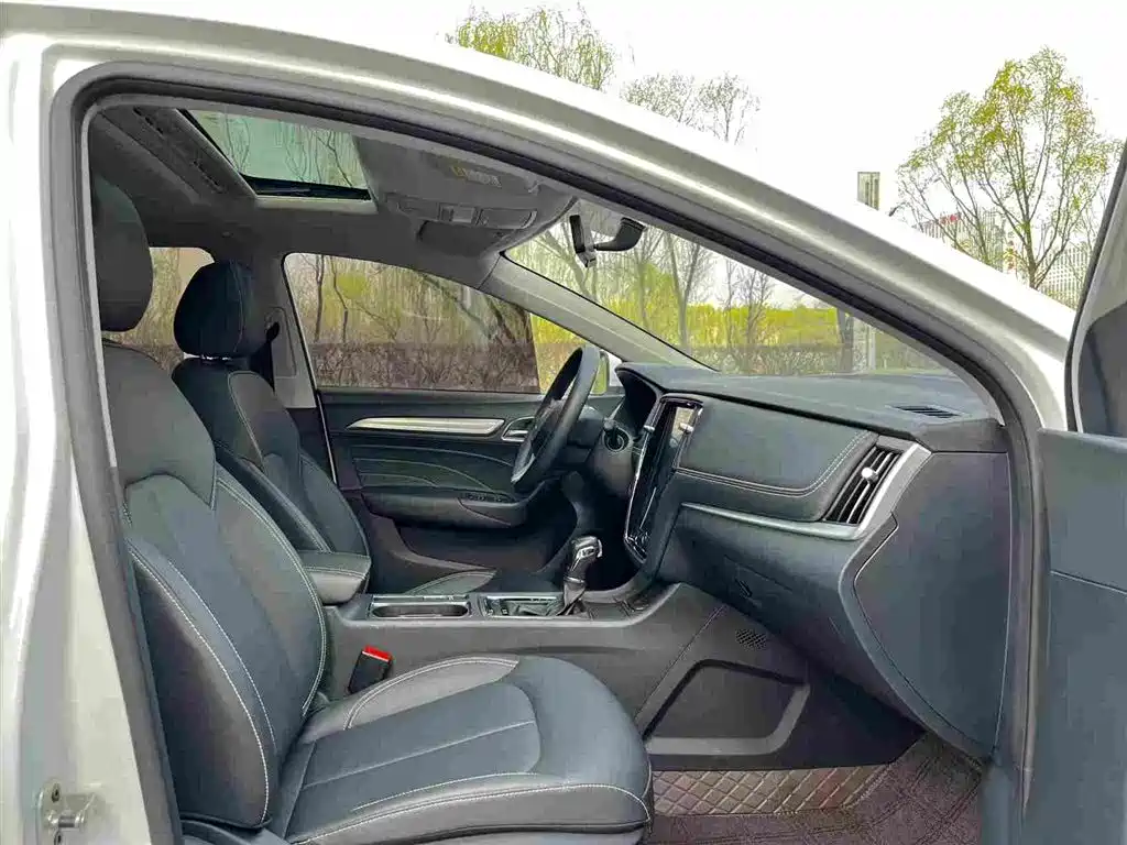 Roewe i6 Classic 2021 — фото 13
