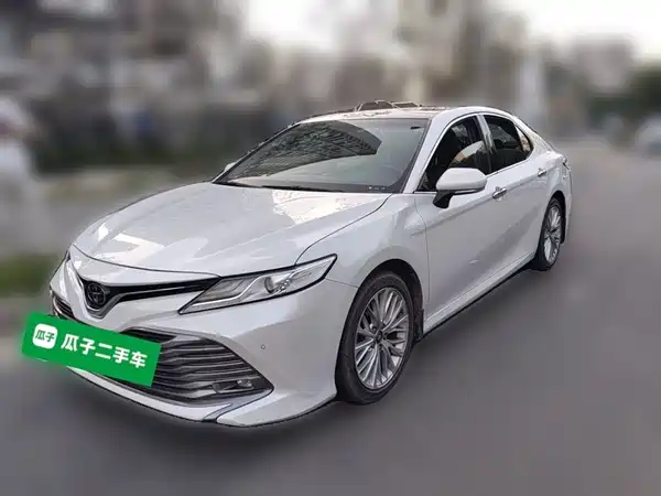 Toyota Camry 2019