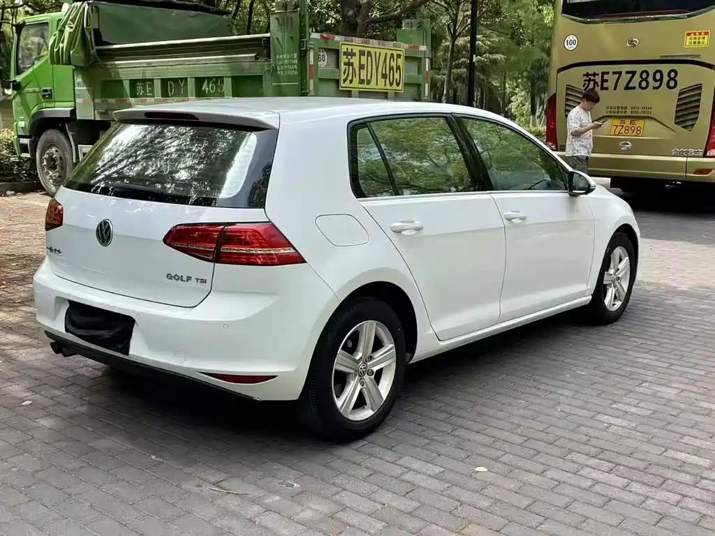 Volkswagen Golf 2015 — фото 4