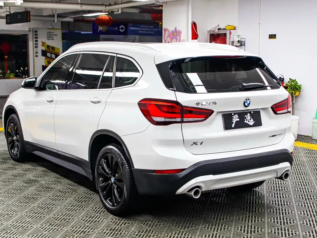 BMW X1 2022 — фото 22