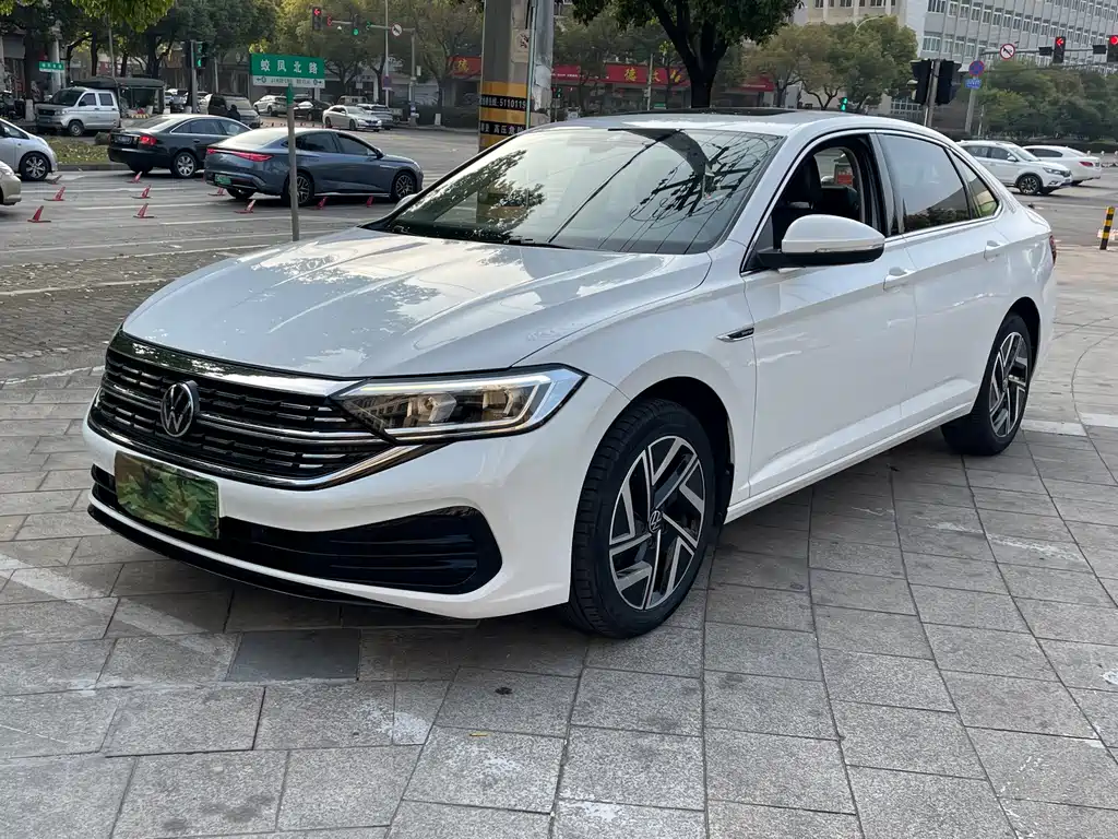 Volkswagen Sagitar 2023