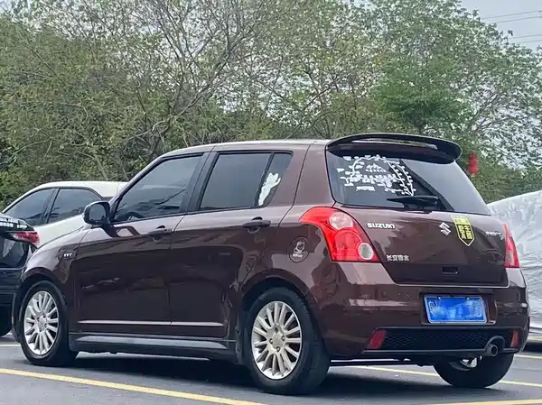 Suzuki Swift 2013