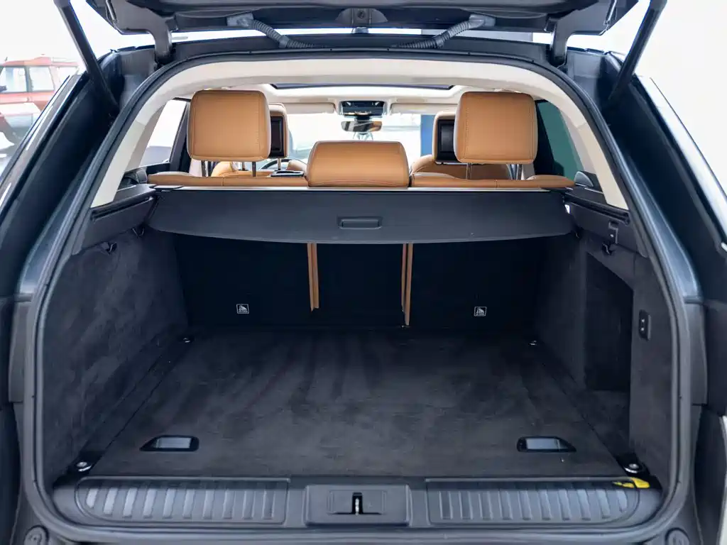 Land Rover Sport 2020 — фото 22