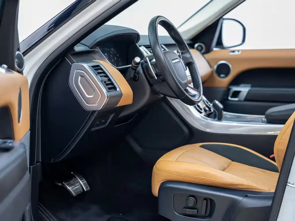 Land Rover Sport 2020 — фото 14