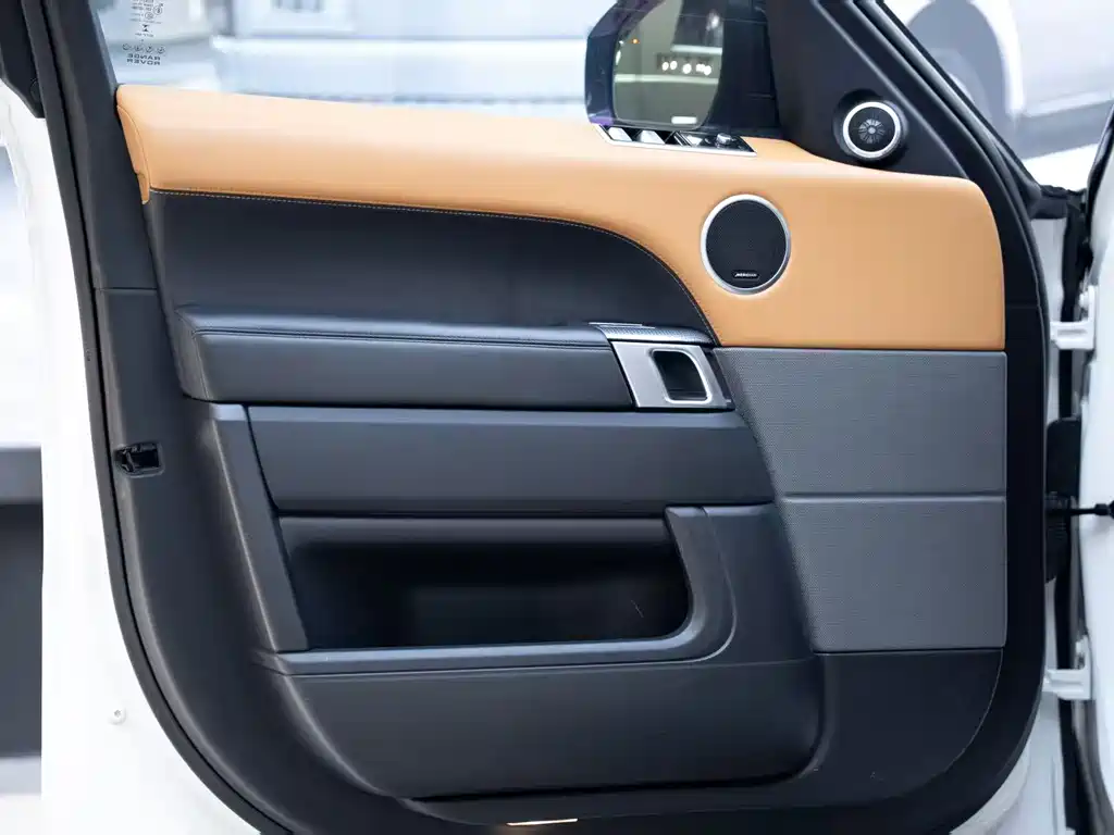 Land Rover Sport 2020 — фото 28